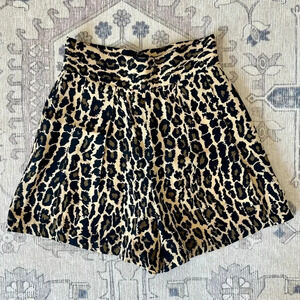 Vtg Y2K High Waisted Leopard Shorts Size XS 25